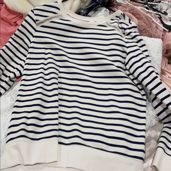 Tops - stripped sweater
